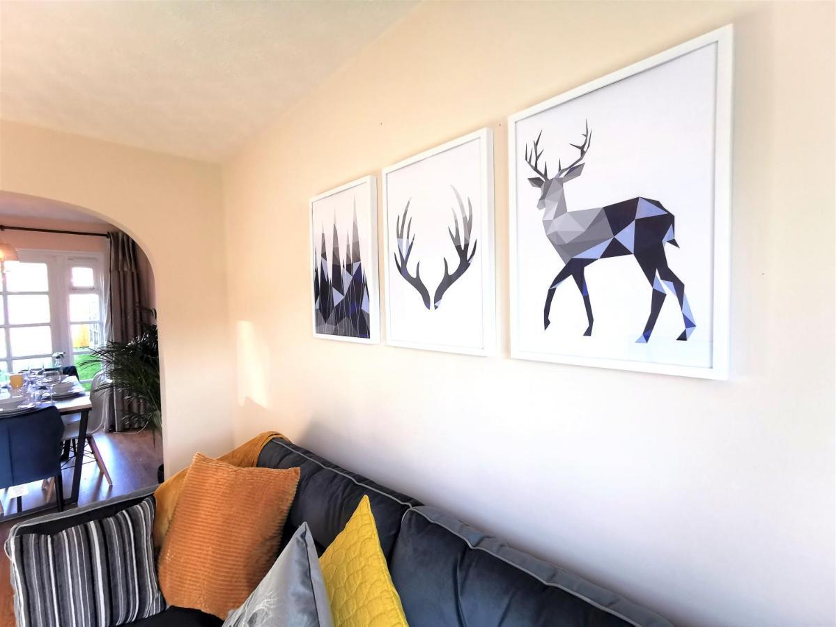 Emerald House - Spacious 3 Bed House With Ensuite Parking Gardens And Netflix เลมิงตันสปา ภายนอก รูปภาพ